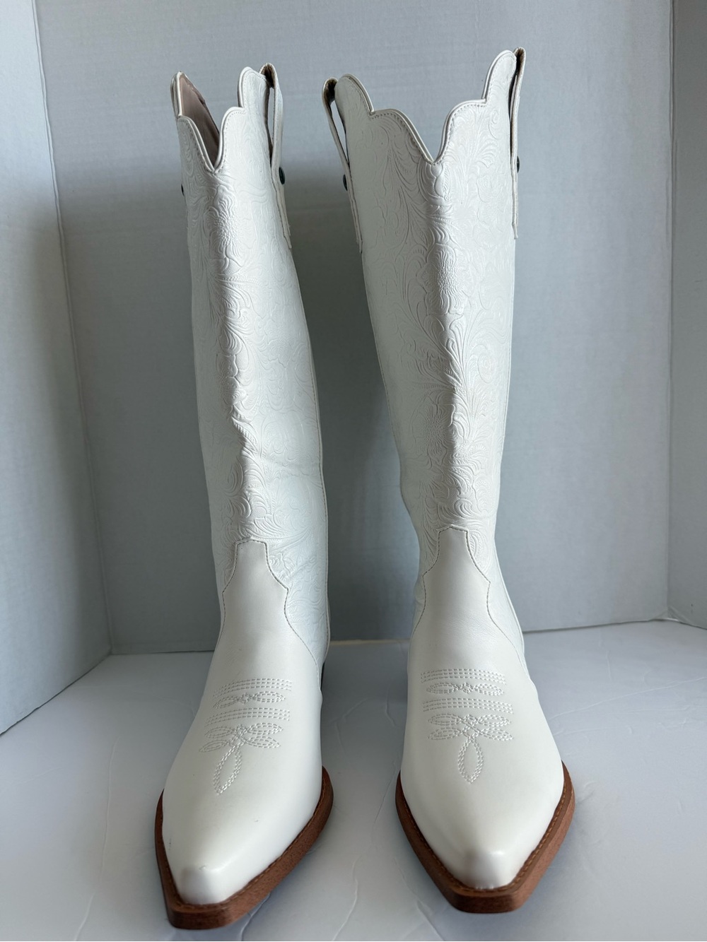 Women's Embroidered Cowboy Boots Western Under Knee Pull On Size 8.5 - Picture 2 of 7